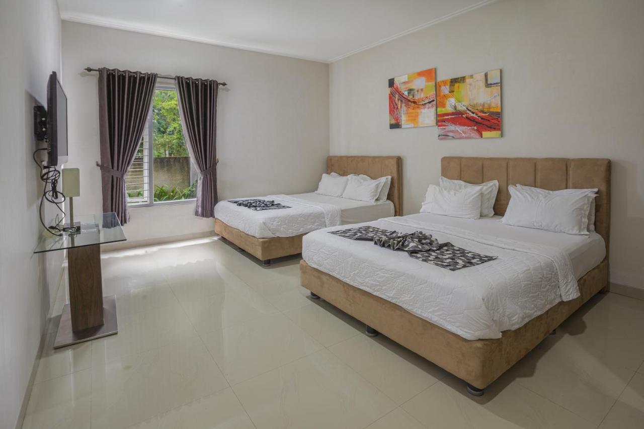 Villa Herrera Puncak Εξωτερικό φωτογραφία